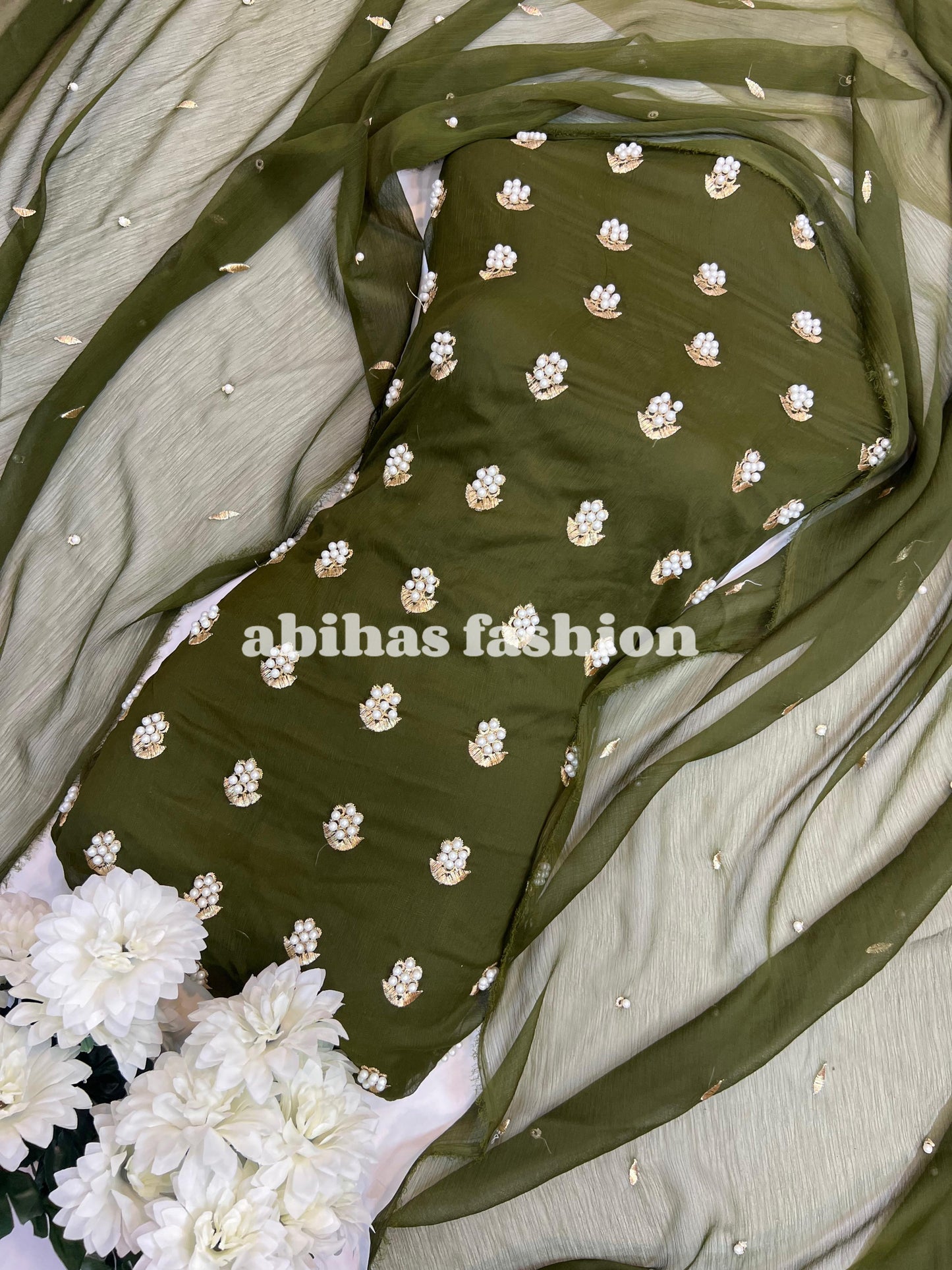 β¨ Eid Collection 2025 β Premium 3-Piece Soft Chiffon Dress β¨(ARMY-GREEN)