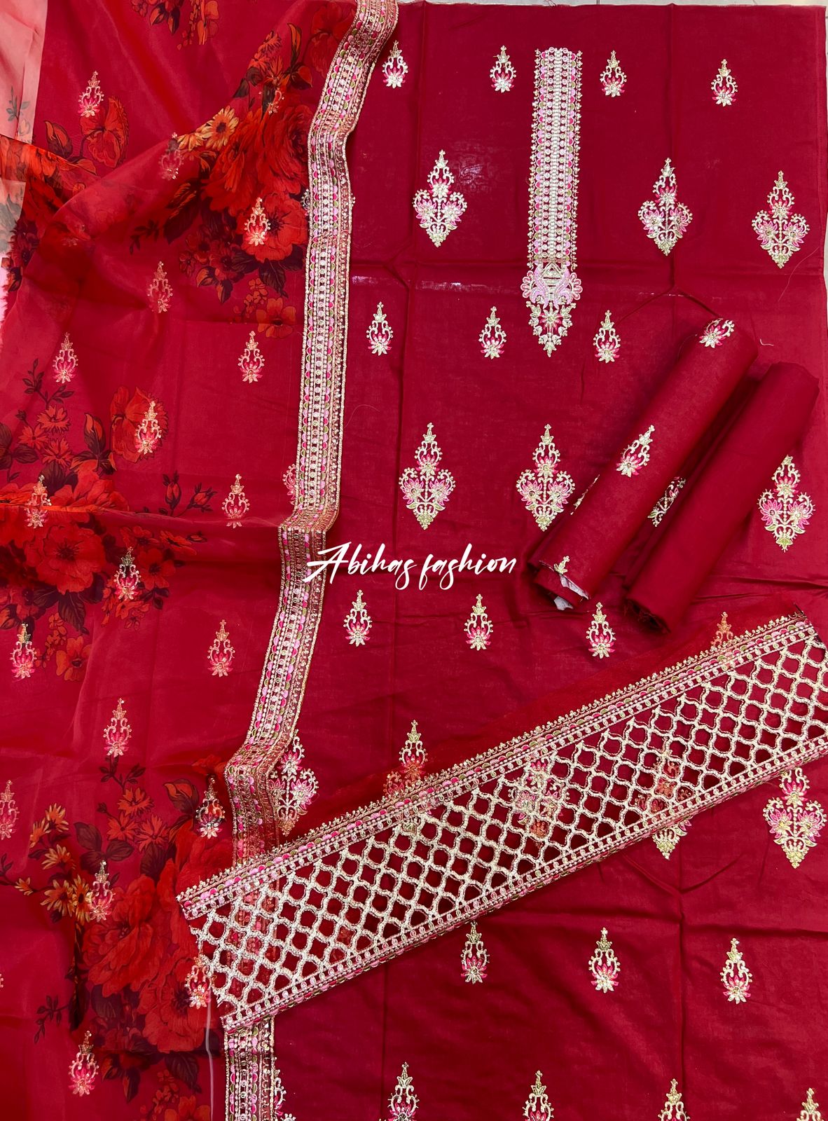 Breeza LAWN 90/70 Premium Collection (RED)