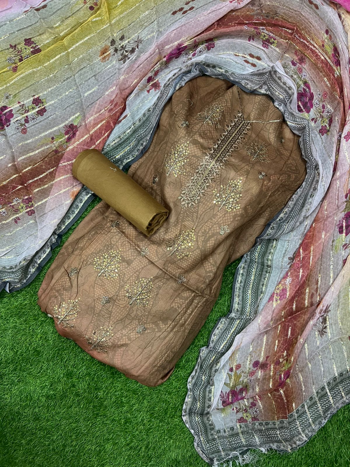 🌿✨ **PURE LAWN COLLECTION** ✨🌿 - Abihas Fashion