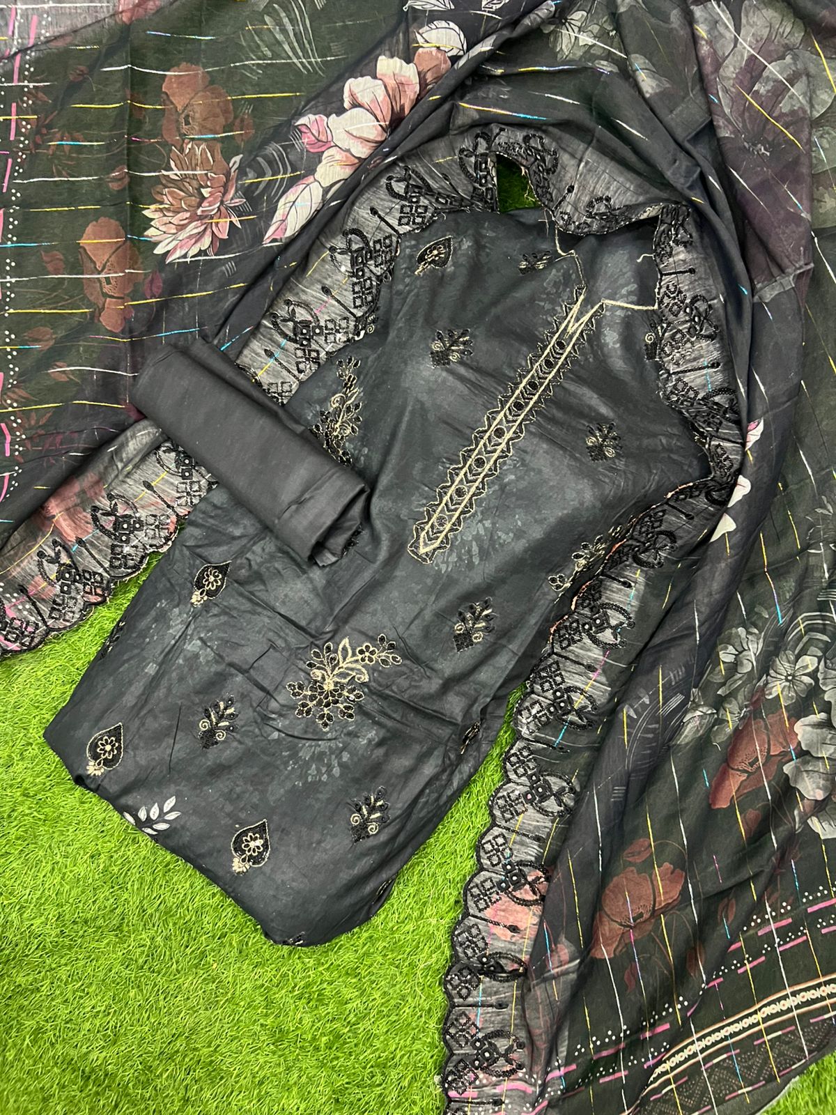 🌿✨ **PURE LAWN COLLECTION** ✨🌿
