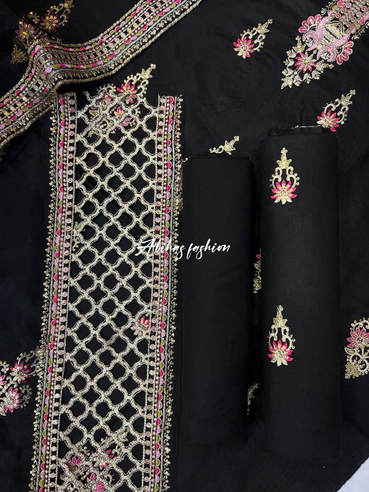 Breeza LAWN 90/70 Premium Collection (JUTT-BLACK)