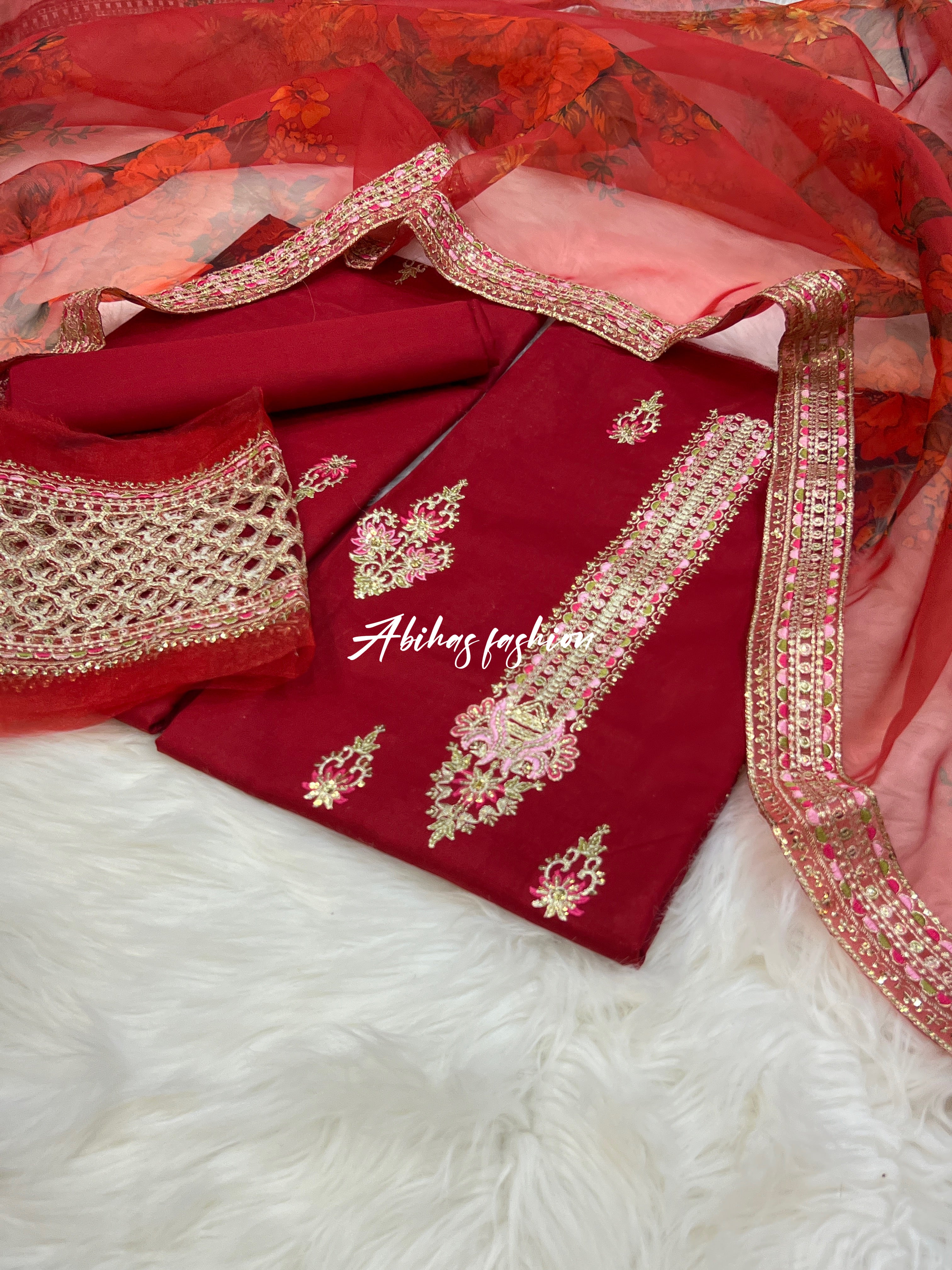 Breeza LAWN 90/70 Premium Collection (RED)